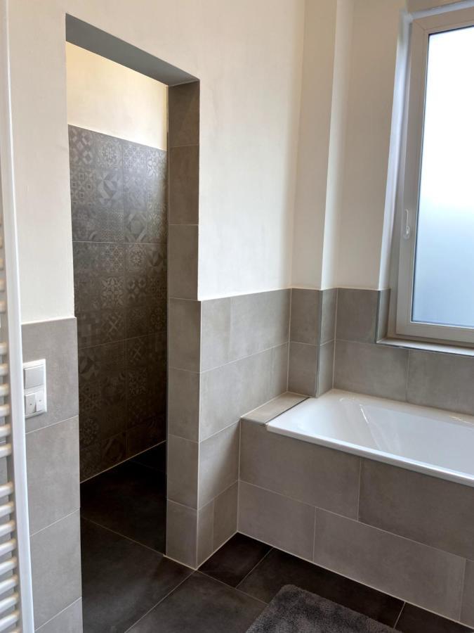 Wunderschoene Sanierte Wohnung Vor Den Toren Koelns 외부 사진