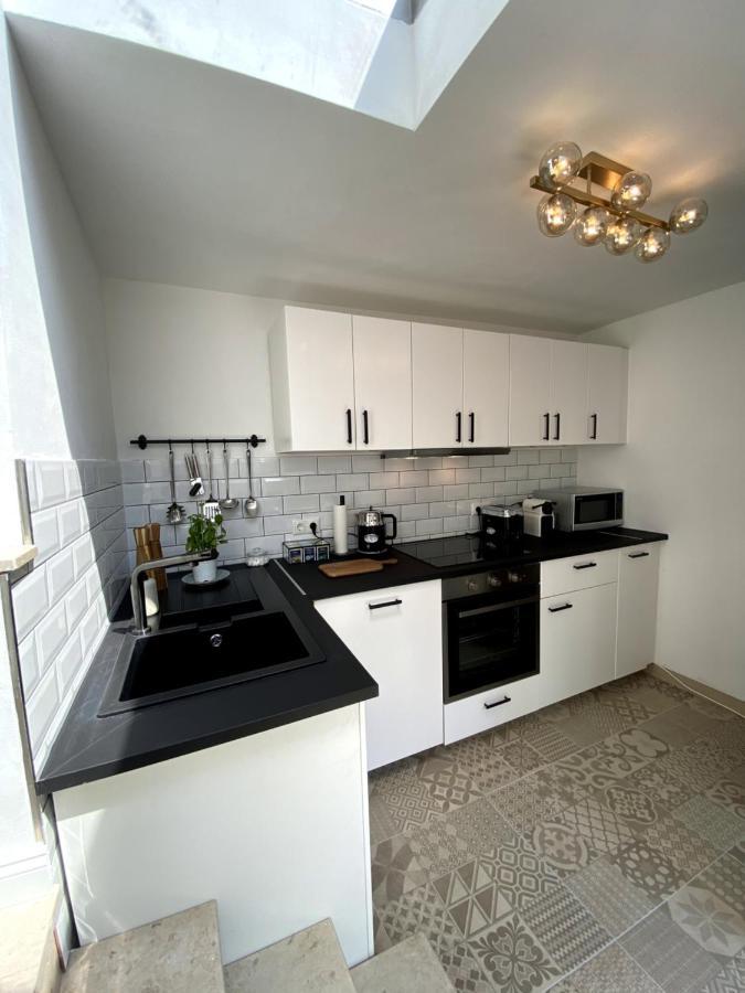 Wunderschoene Sanierte Wohnung Vor Den Toren Koelns 외부 사진